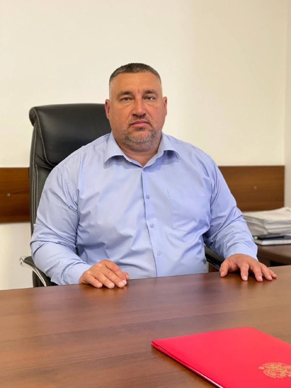 Поздравление главы Партизанского муниципального округа Александра Анатольевича Степанова с Последним звонком.